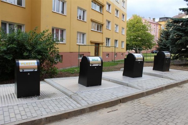 Podzemní kontejnery na tříděný odpad